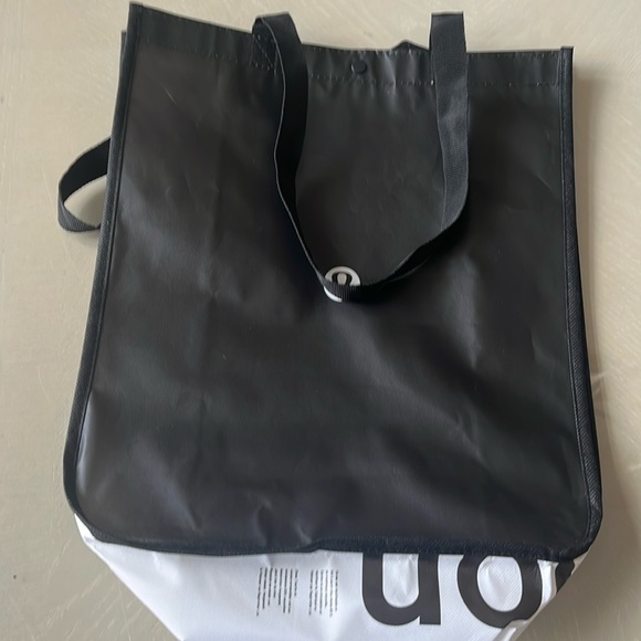 Large LULUEMON BAG - Picture 1 of 4